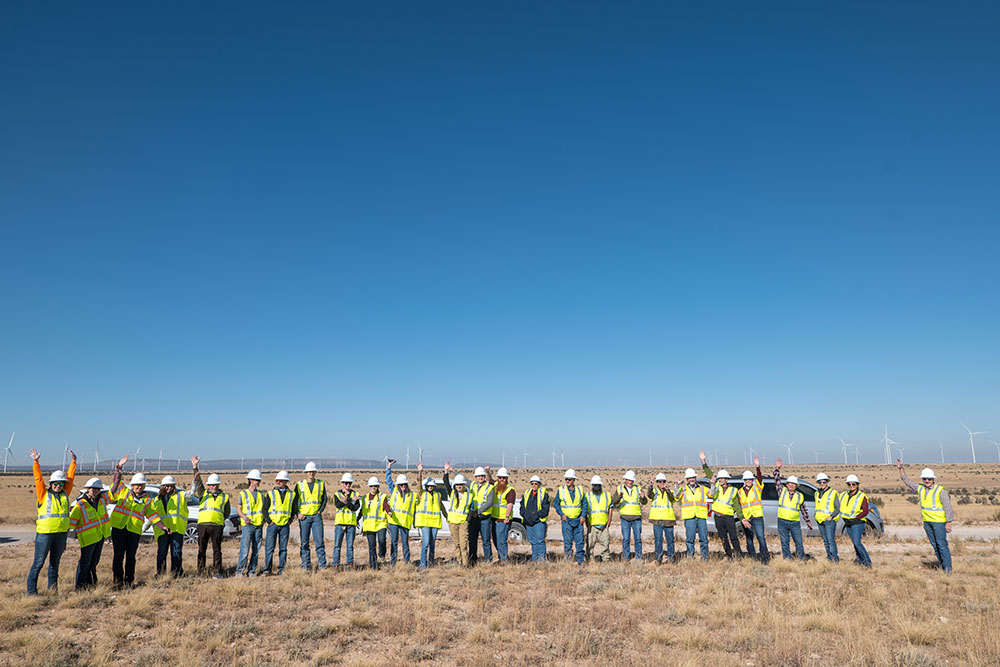 Corona Turbines image with employees